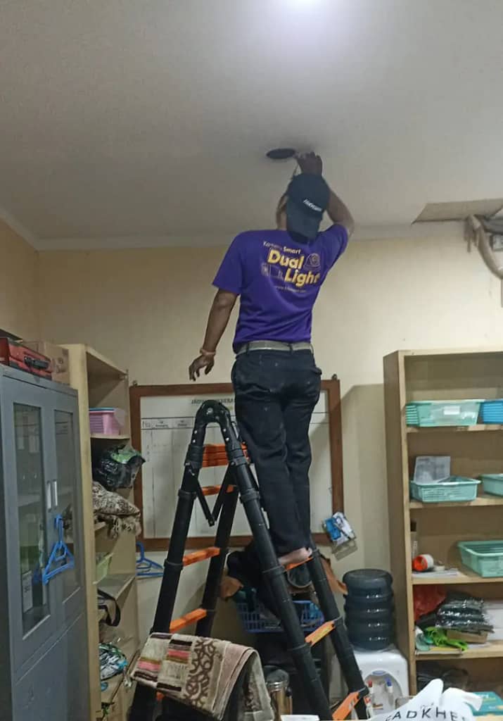 Mencari jalur kabel cctv